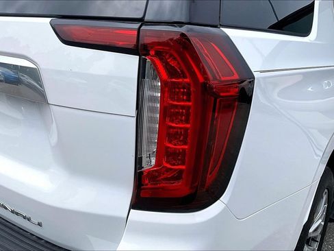 Used 2023 GMC Yukon Denali AWD/4WD image 40