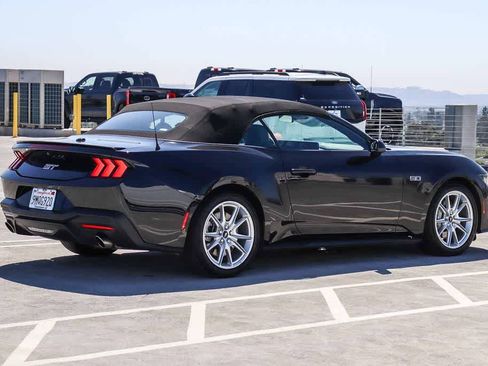 Used 2024 Ford Mustang GT Premium RWD image 4