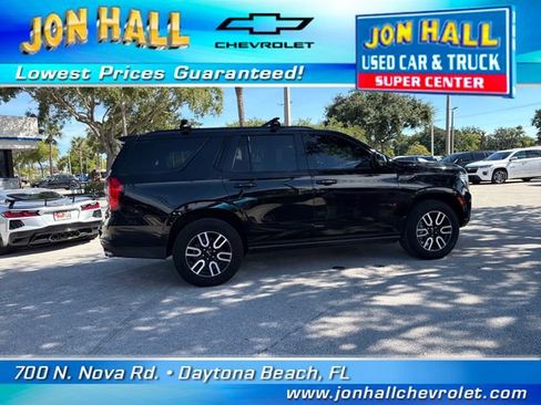 Used 2023 GMC Yukon AT4 w/ Technology Package AWD/4WD image 12