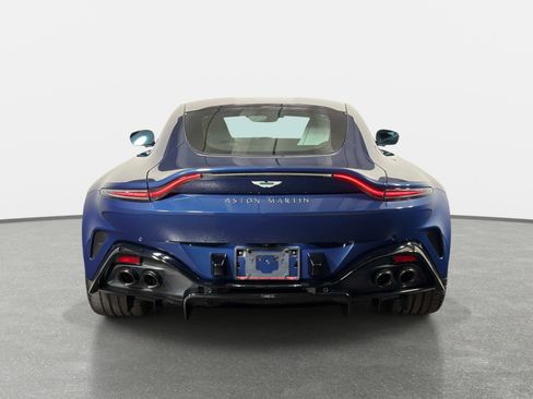 Used 2025 Aston Martin V8 Vantage Coupe RWD image 4
