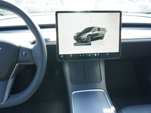 Used 2023 Tesla Model 3 Standard Range RWD image 14