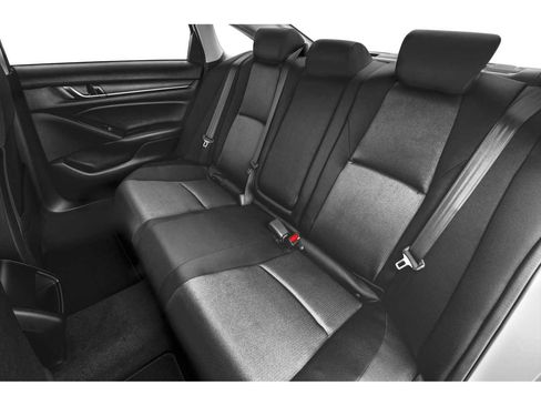 Used 2021 Honda Accord Hybrid image 9