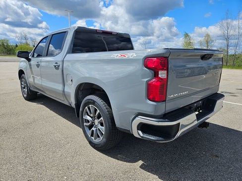 Used 2024 Chevrolet Silverado 1500 LT AWD/4WD image 5