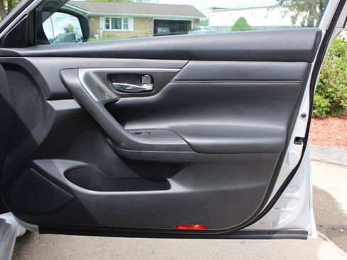 Used 2015 Nissan Altima 2.5 SL image 38