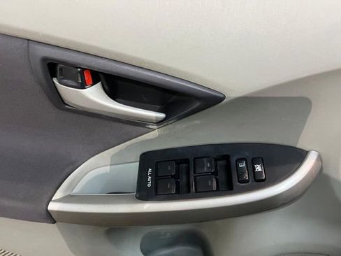 Used 2010 Toyota Prius Two image 12