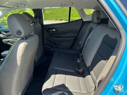 New 2026 Chevrolet Trax ACTIV w/ Driver Confidence Package FWD image 17