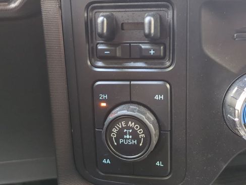 Used 2021 Ford F150 Platinum w/ Equipment Group 701A High AWD/4WD image 18