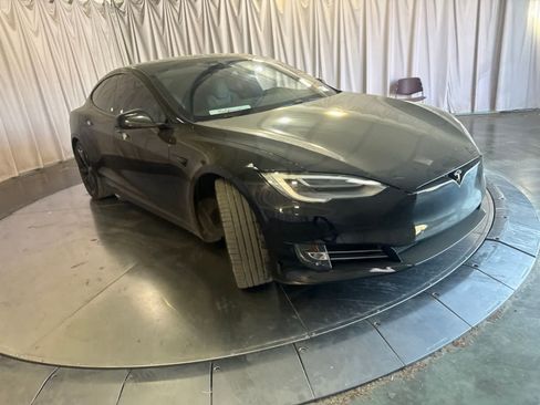 Used 2019 Tesla Model S 100D AWD/4WD image 3