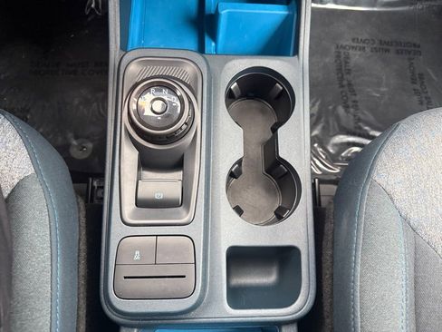 Used 2025 Ford Maverick XLT image 28