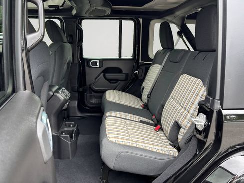 New 2026 Jeep Wrangler Unlimited Sport AWD/4WD image 15