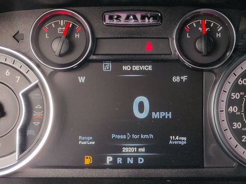 Used 2022 RAM 1500 Warlock AWD/4WD image 36