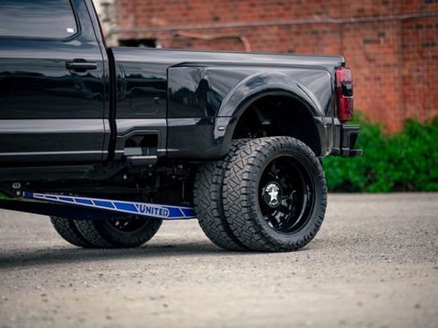 Used 2024 Ford F450 Limited w/ FX4 Off-Road Package AWD/4WD image 3
