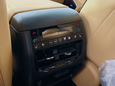 New 2025 Jeep Grand Cherokee L Summit image 27