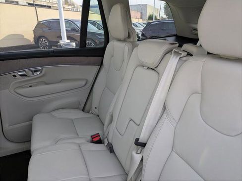 New 2026 Volvo XC90 T8 Ultra w/ Protection Package Premier image 12