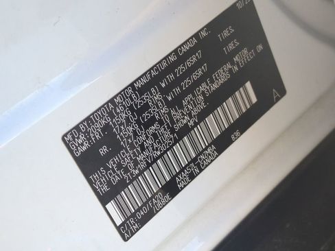 Used 2024 Toyota RAV4 XLE image 28