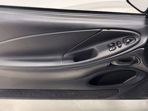 Used 2001 Ford Mustang GT image 47