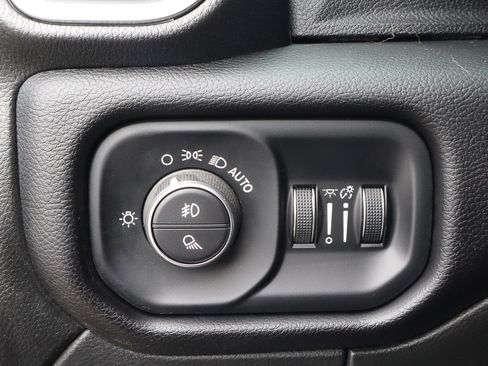 Used 2024 RAM 3500 Laramie image 21