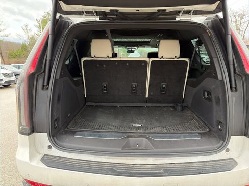 Used 2021 Cadillac Escalade ESV Sport image 7