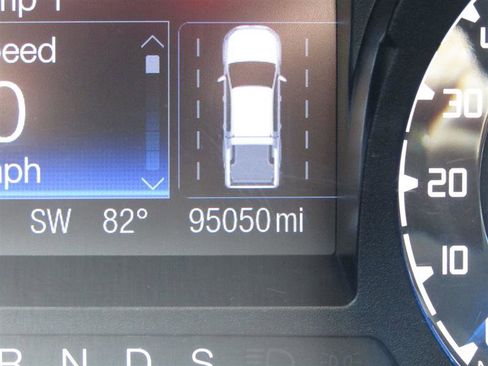 Used 2021 Ford Ranger XLT w/ Equipment Group 301A Mid image 17