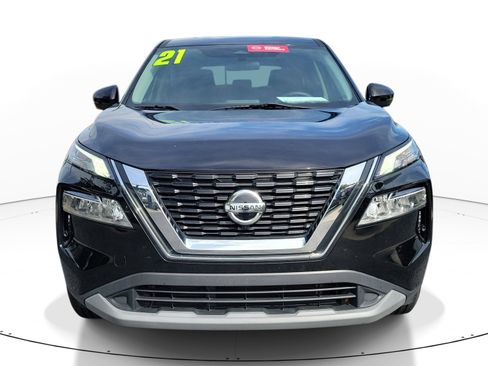 Certified 2021 Nissan Rogue SV FWD image 2