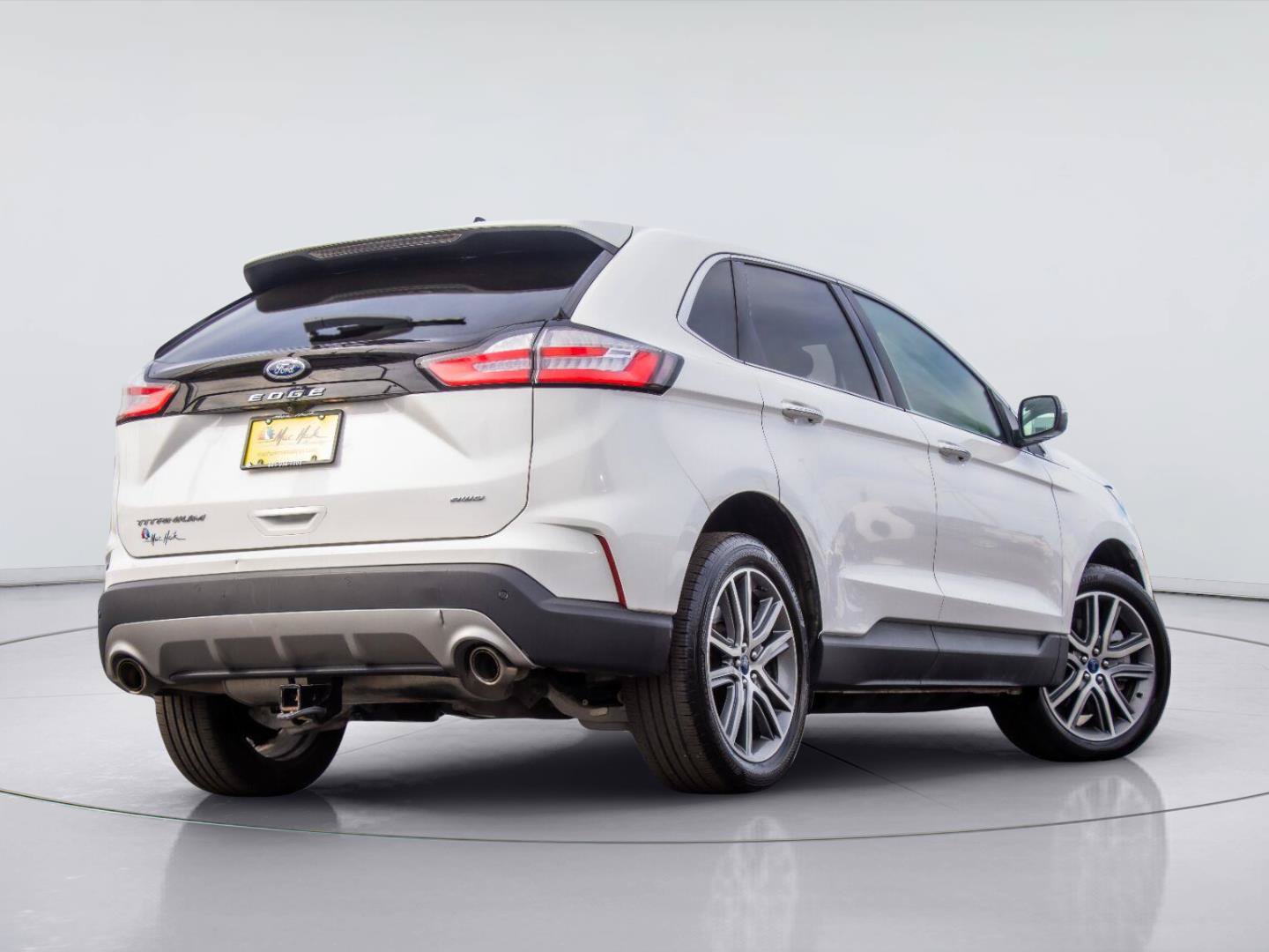 Used 2022 Ford Edge Titanium AWD/4WD image 4