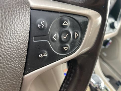 Used 2019 GMC Acadia Denali AWD/4WD image 40