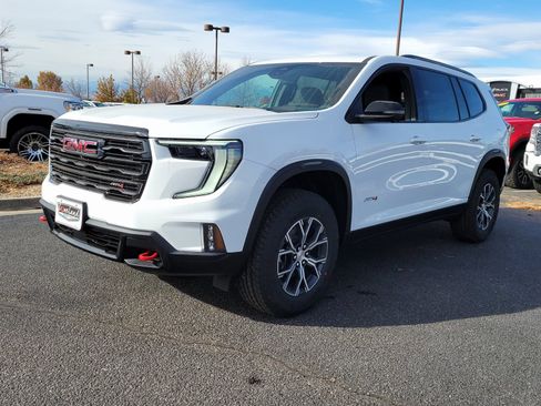 New 2026 GMC Acadia AT4 w/ Luxury Package AWD/4WD image 4