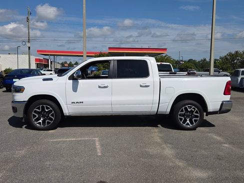 Used 2025 RAM 1500 Laramie AWD/4WD image 2