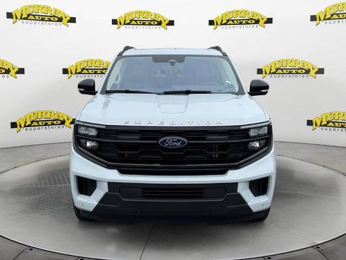 Certified 2025 Ford Expedition Active AWD/4WD image 8