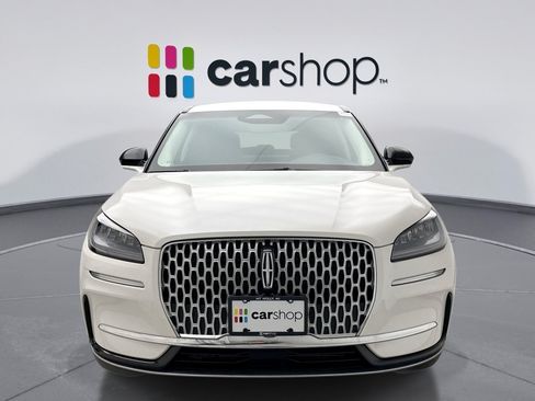 Used 2024 Lincoln Corsair AWD image 8