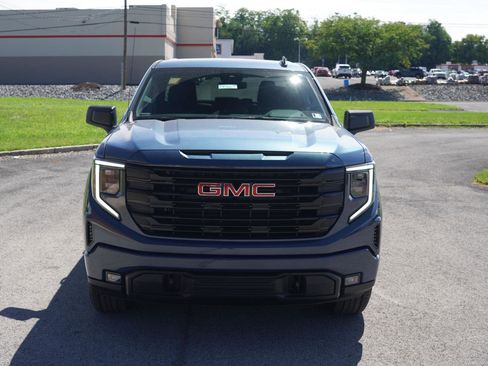 New 2026 GMC Sierra 1500 Elevation image 10