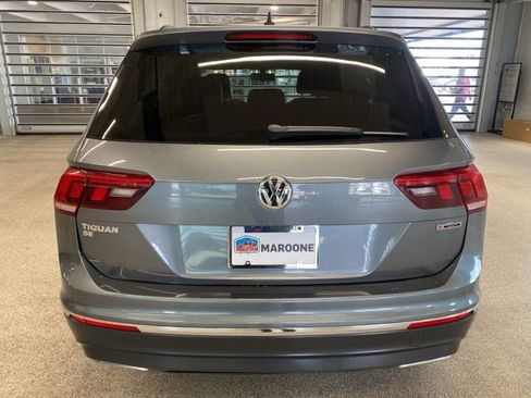 Used 2021 Volkswagen Tiguan SE image 6
