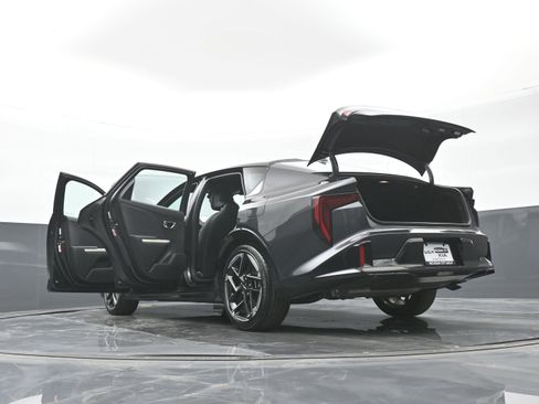 Used 2025 Kia K4 GT-Line w/ GT-Line Sunroof Package FWD image 49