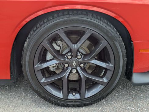 Used 2023 Dodge Challenger GT w/ Plus Package RWD image 9