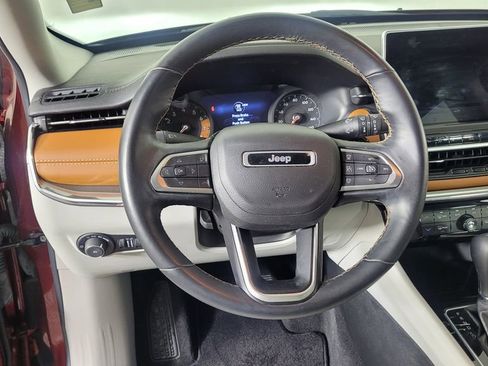 Used 2022 Jeep Compass Limited image 16