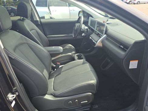 Used 2024 Hyundai Ioniq 5 Limited image 8