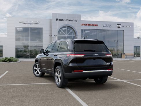 New 2026 Jeep Grand Cherokee Limited RWD image 3