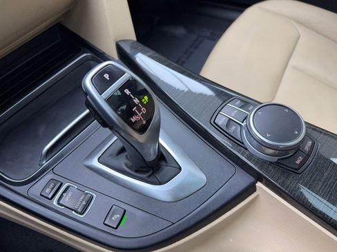 Used 2018 BMW 340i Gran Turismo xDrive image 31