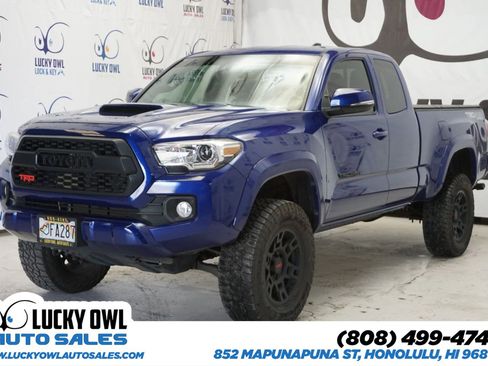 Used 2023 Toyota Tacoma TRD Sport AWD/4WD image 1