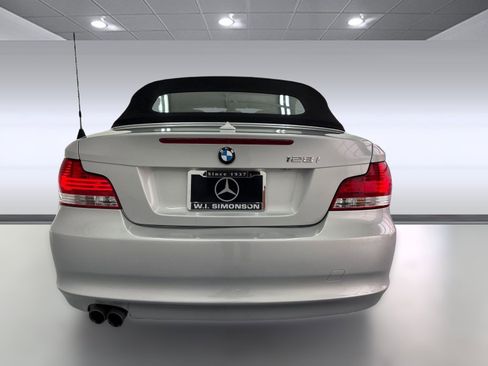 Used 2008 BMW 128i Convertible image 9