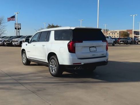 New 2026 GMC Yukon XL Denali w/ Sun & Power Step Package RWD image 7