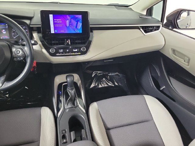 Used 2024 Toyota Corolla LE FWD image 17