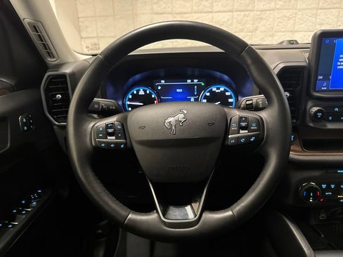 Used 2024 Ford Bronco Sport Outer Banks w/ Tech Package AWD/4WD image 18