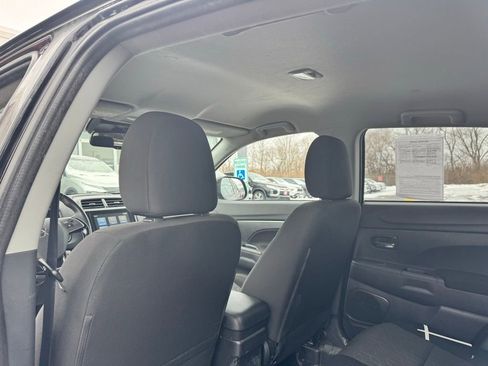 Used 2022 Mitsubishi Outlander Sport LE image 8