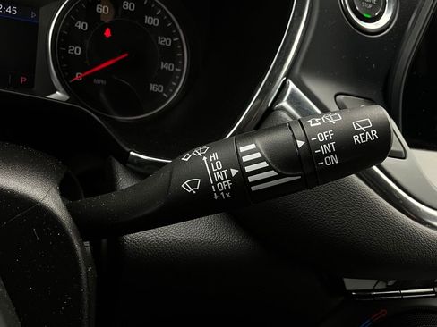 Used 2025 Chevrolet Blazer LT image 37