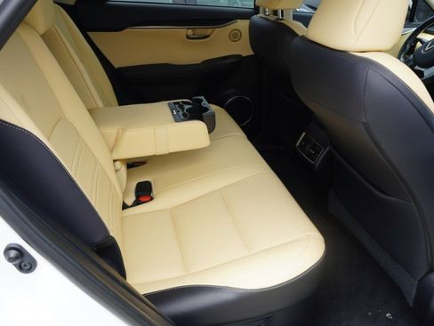 Used 2015 Lexus NX 200t FWD w/ Luxury Package image 10