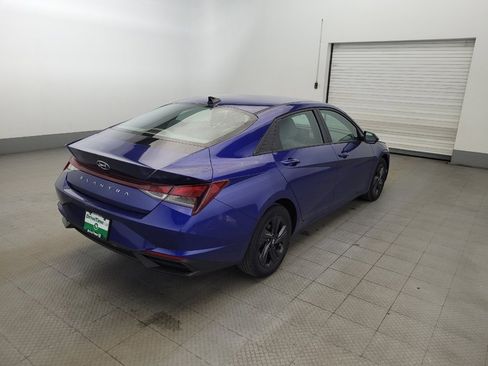 Used 2023 Hyundai Elantra SEL image 9