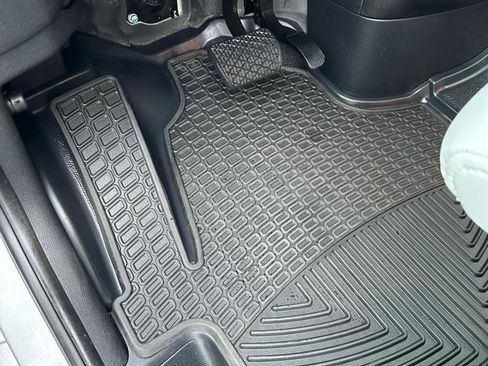 Used 2024 Mercedes-Benz Sprinter 3500 image 29