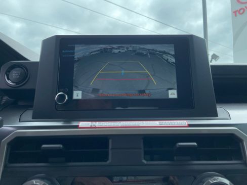 Used 2026 Toyota Tacoma SR5 image 5