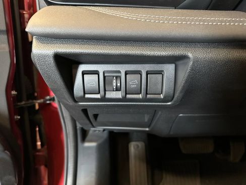 Used 2022 Subaru Outback Limited AWD/4WD image 18